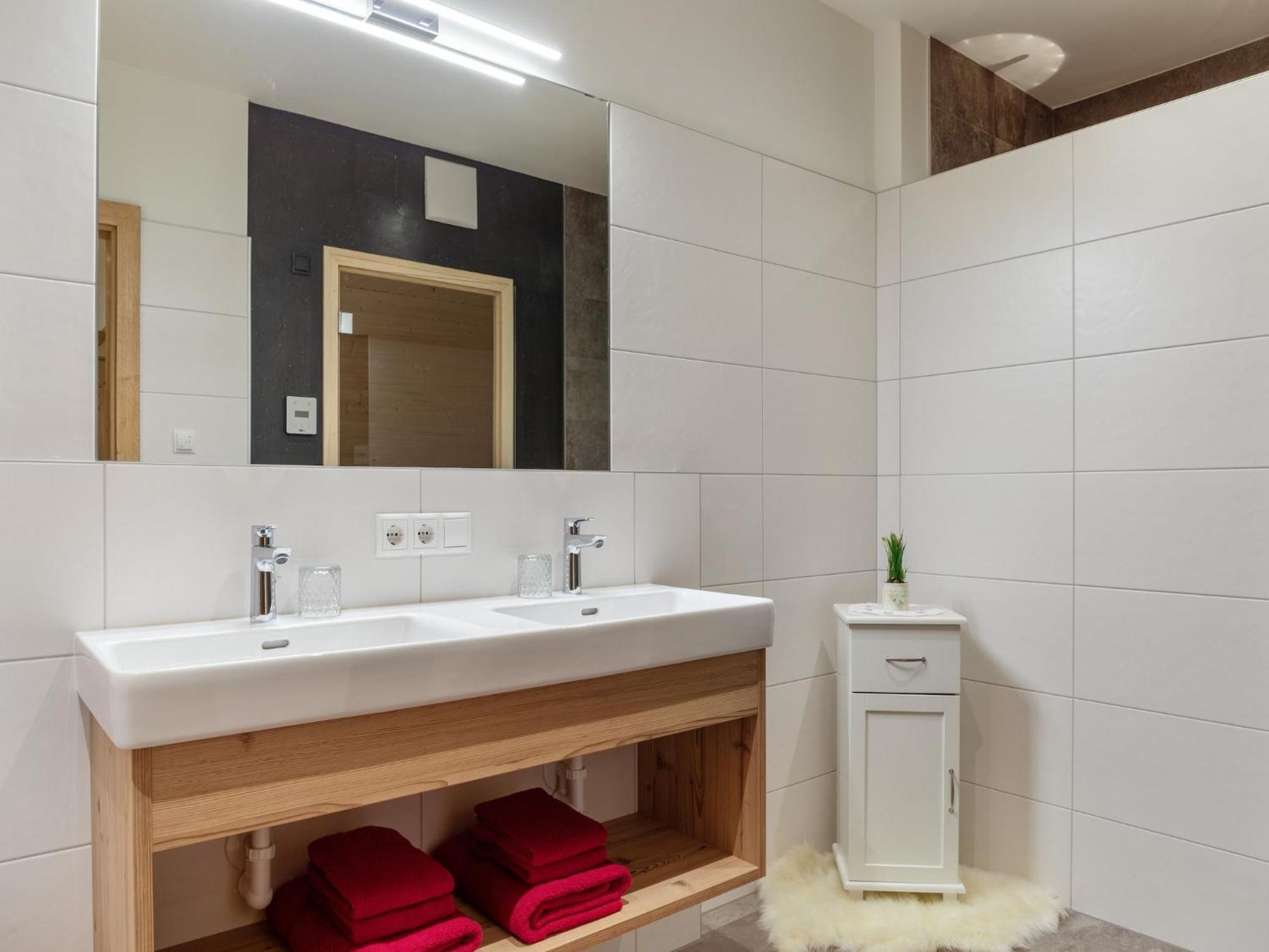 Luxurious Apartment With Sauna In Koenigsleiten Wald im Pinzgau Zewnętrze zdjęcie
